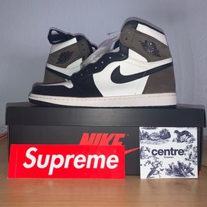 SOLD Jordan 1 Retro High Dark Mocha DS